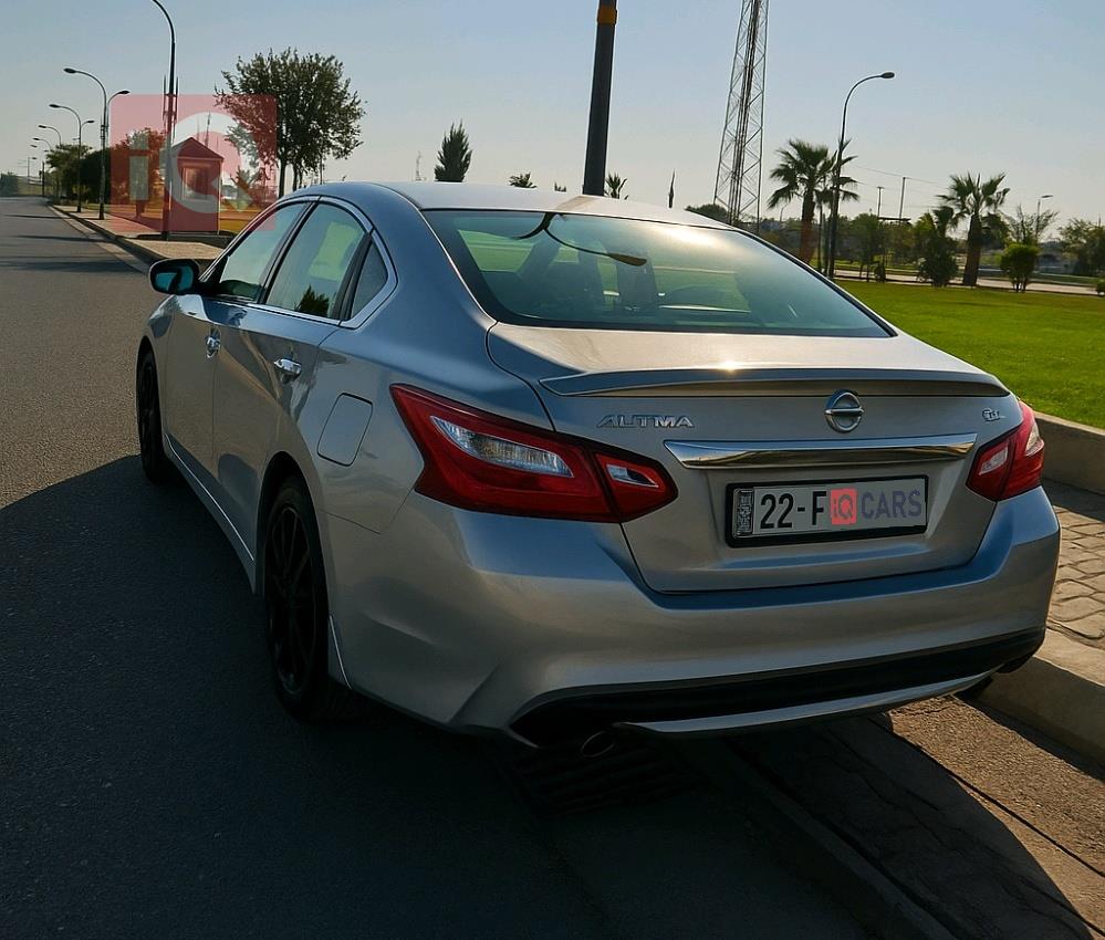 نیسان ئەلتیما